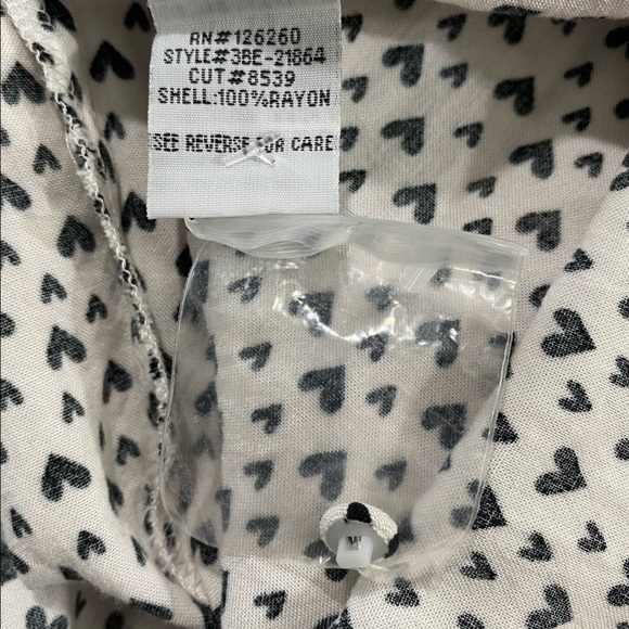 NWOT Velvet Heart || Women White Long Sleeve Button-Down high low Shirt Sz Small - Picture 7 of 8